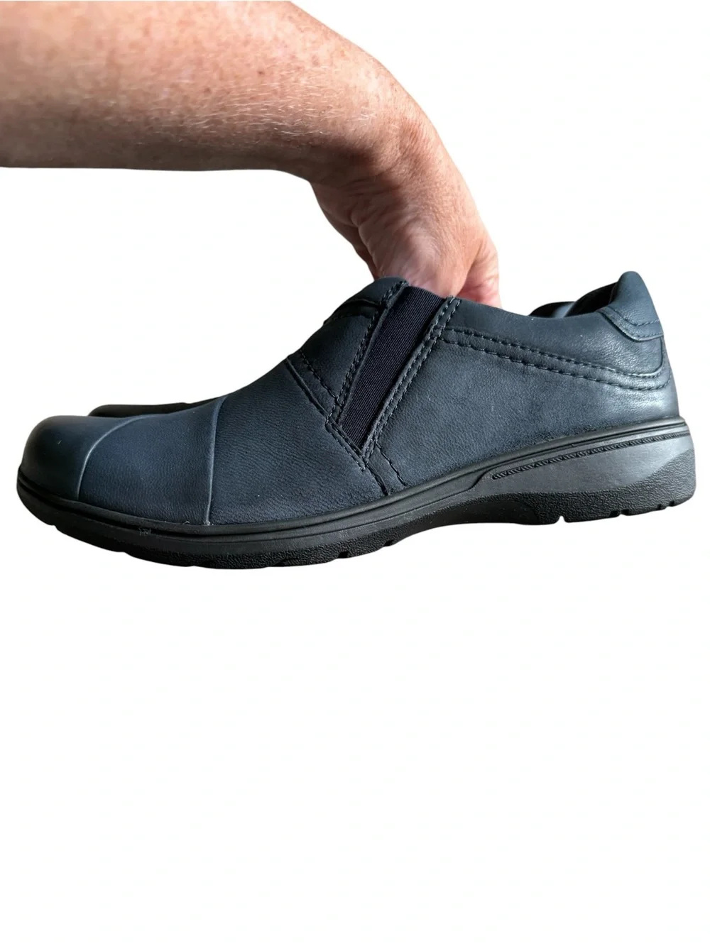 Clarks NIB Carleigh Abby Women's Navy Slip-On Comfort Loafers size 8.5